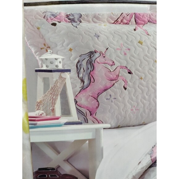 Unicorn Twin Size Quilted Bedding  And Sham Set - Picture 3 of 10